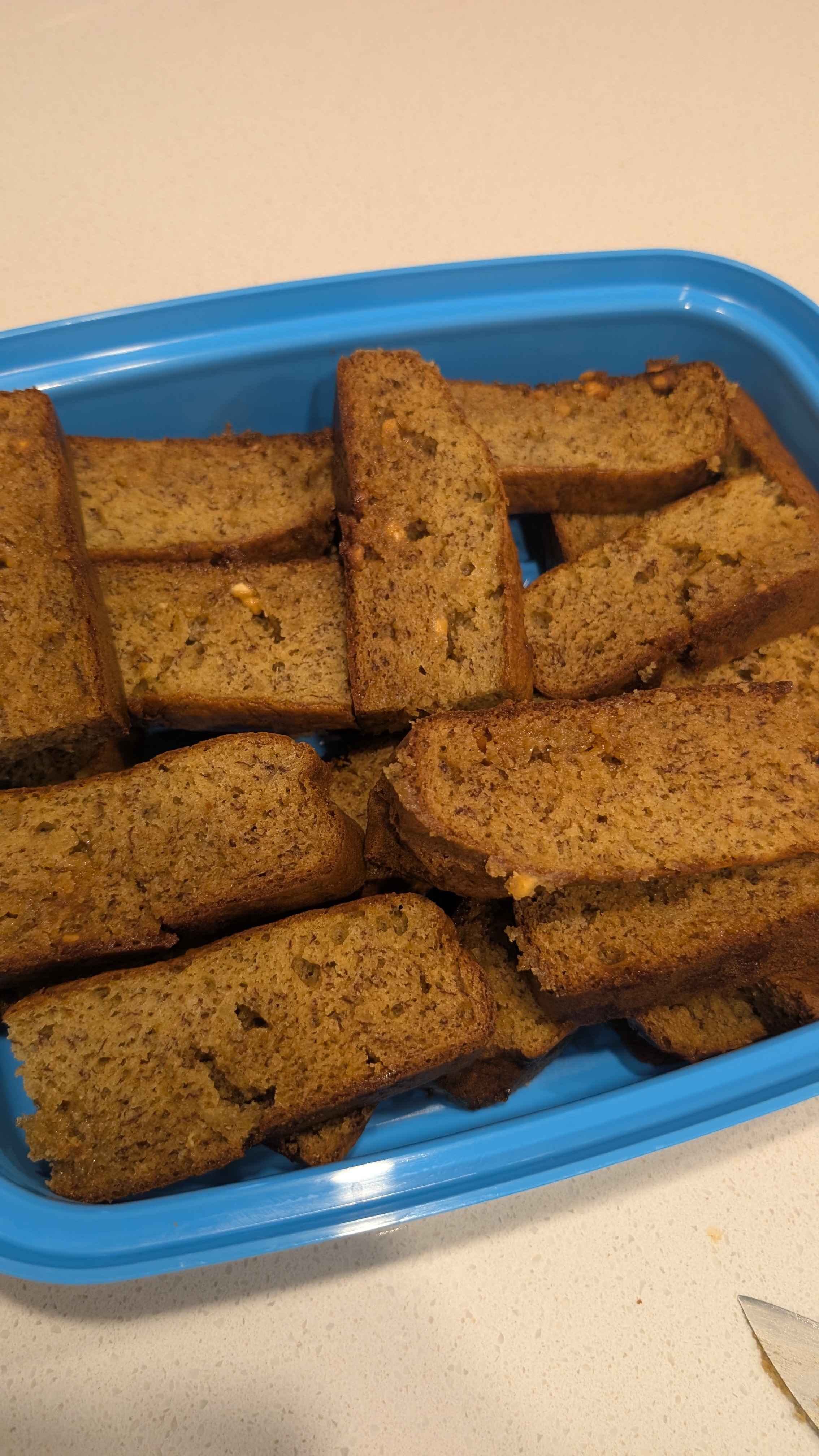 Pain aux bananes tranché